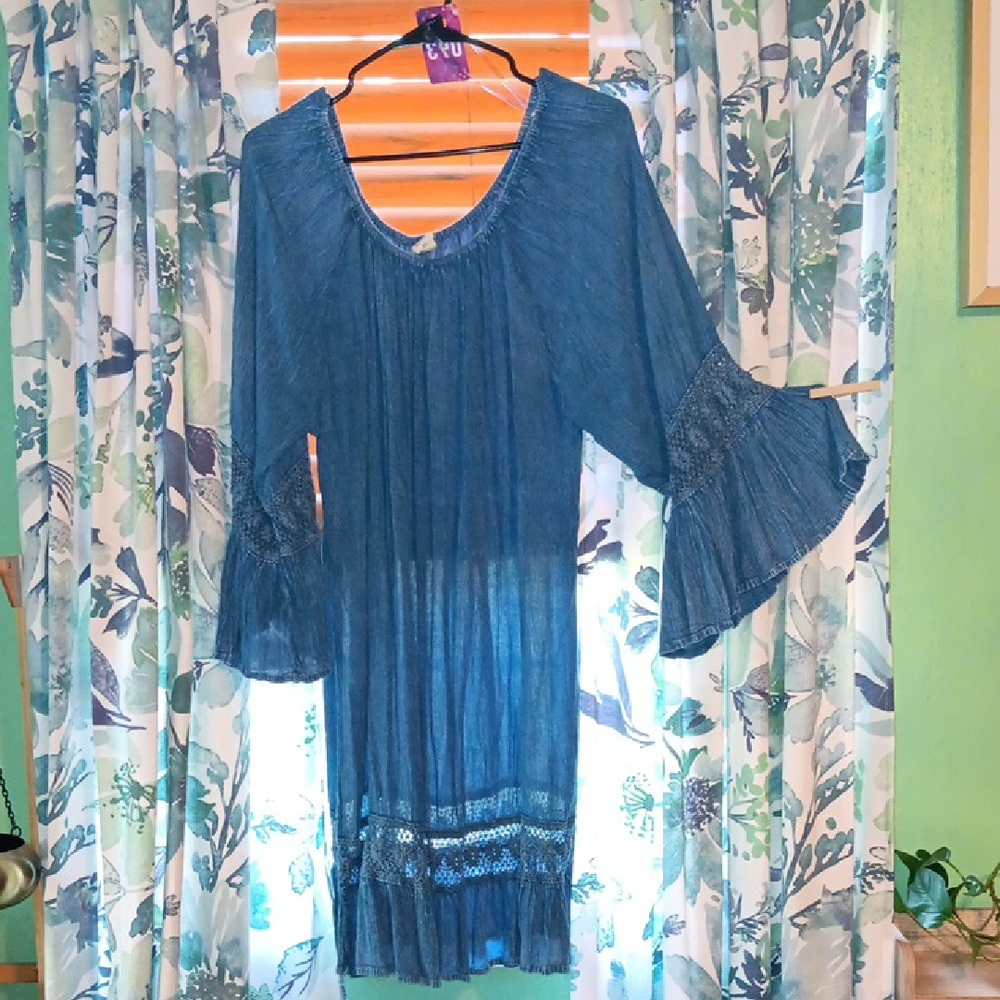 Chic Blue Denim Look Women's Dresd with Flared Sleeves